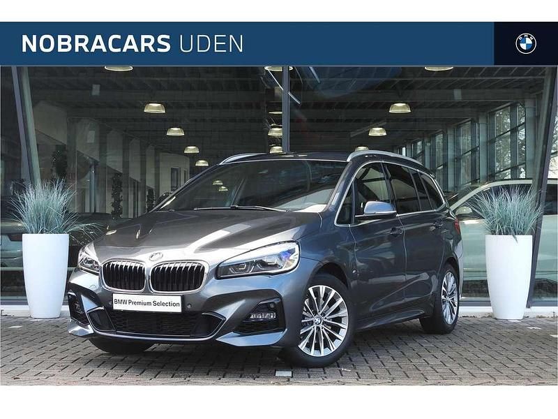 Grijs Occasion 2019 BMW 218 Gran Tourer Executive MPV | € 21.950 (Iets duurder) - Afbeelding 1/4