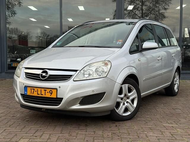 Grijs Gebruikt 2010 Opel Zafira MPV | € 1.599 (Eerlijke prijs) - Afbeelding 1/4