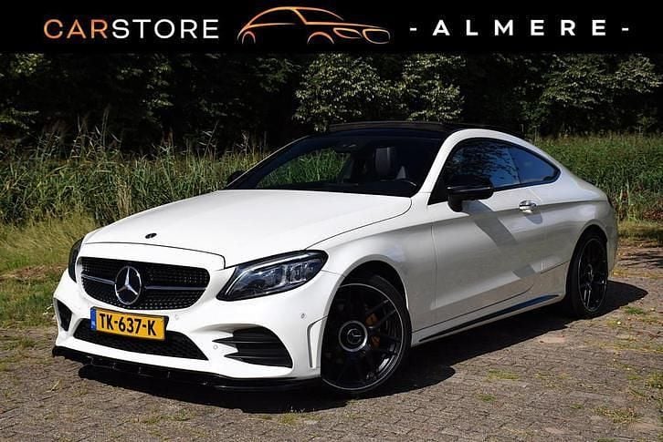 Wit Gebruikt 2018 Mercedes C200 AMG Coupé | € 23.950 (Eerlijke prijs) - Afbeelding 1/4