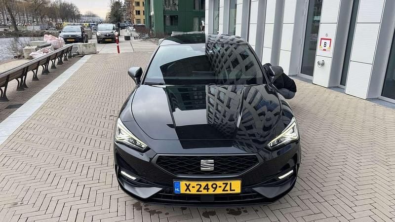 Occasion Seat Leon FR 150 PK (110 kW) 2021 Zwart Stationwagen