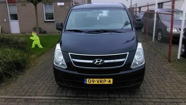 Occasion Hyundai H 300 Dynamiq 170 PK (125 kW) 2008 Zwart Van