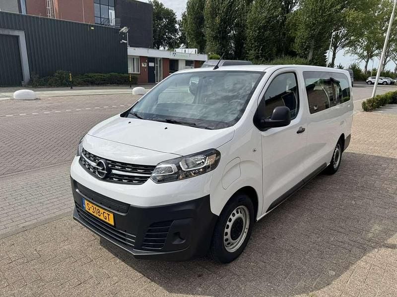 Wit Gebruikt 2023 Opel Vivaro-e Combi Van | € 33.759 (Duur) - Afbeelding 1/4