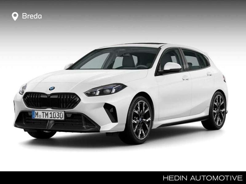 Wit Gebruikt 2024 BMW 120 M Sport Hatchback | € 57.147 (Iets duurder) - Afbeelding 1/4