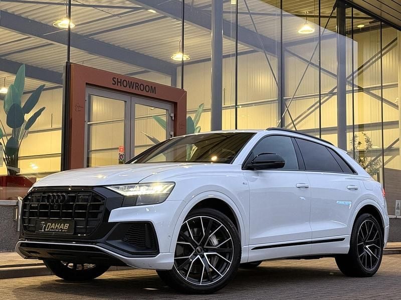 Gebruikt 2021 Audi Q8 Proline SUV | € 67.595 - Afbeelding 1/4
