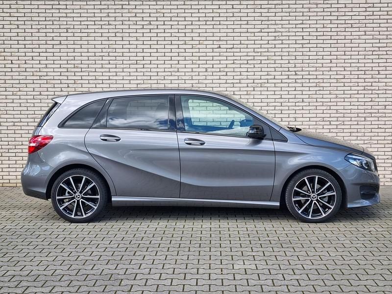 Occasion Mercedes B180 Ambition 123 PK (90 kW) 2018 Grijs MPV