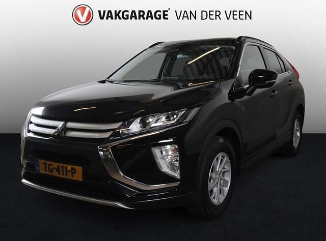 Zwart Gebruikt 2018 Mitsubishi Eclipse Cross SUV | € 15.445 (Eerlijke prijs) - Afbeelding 1/4