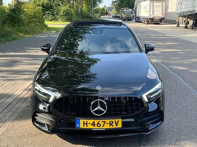Zwart Gebruikt 2019 Mercedes A220 Premium Plus Stationwagen | € 28.750 (Duur) - Afbeelding 1/4