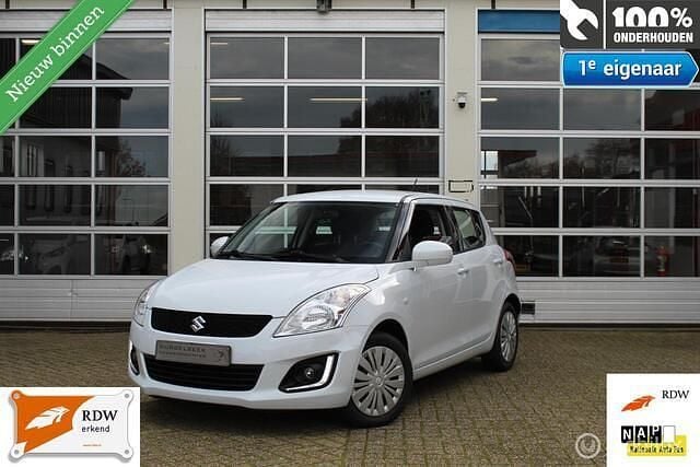 Wit (metallic) Occasion 2015 Suzuki Swift Exclusive Hatchback | € 7.945 (Goede deal) - Afbeelding 1/4
