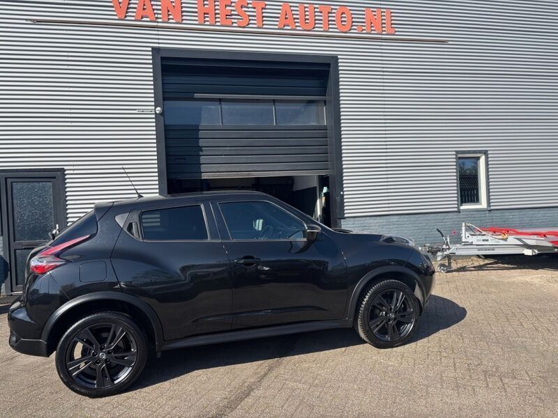 Zwart, metallic lak Gebruikt 2018 Nissan Juke S SUV | € 12.900 (Eerlijke prijs) - Afbeelding 1/4