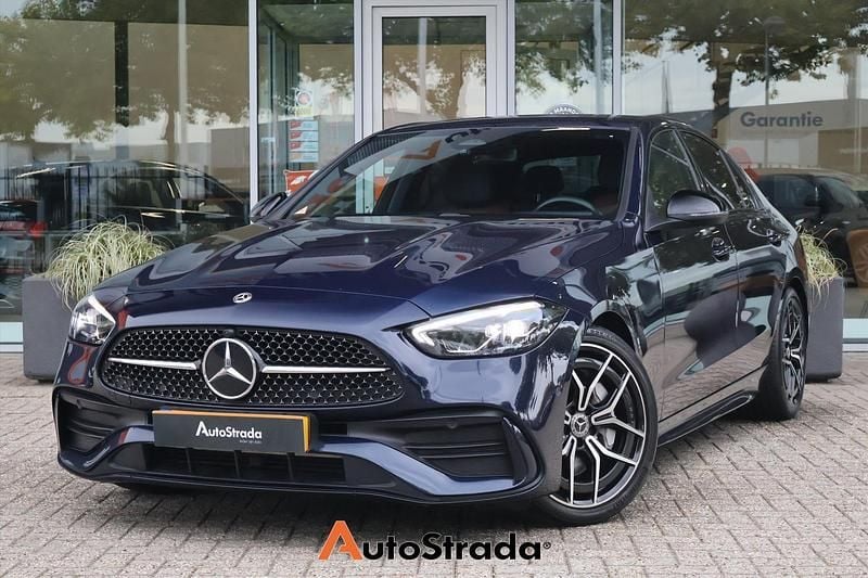 Occasion Mercedes C200 AMG line 204 PK (150 kW) 2021 Blauw Sedan