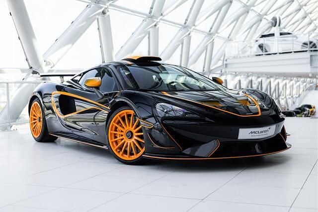 Zwart Gebruikt 2020 McLaren 620R Coupé | € 274.950 - Afbeelding 1/4