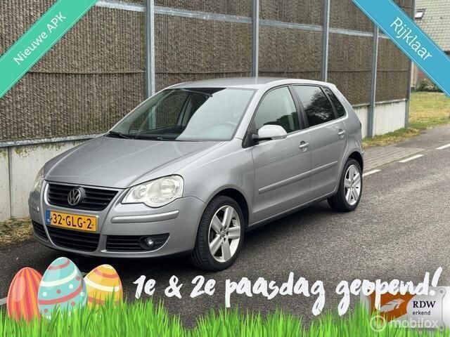 Grijs Gebruikt 2008 VW Polo Comfortline Hatchback | € 3.250 (Eerlijke prijs) - Afbeelding 1/4