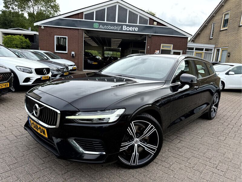 Zwart Gebruikt 2021 Volvo V60 Business Edition Stationwagen | € 27.450 (Super prijs) - Afbeelding 1/4
