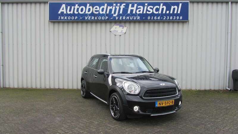 Zwart, metallic lak Gebruikt 2015 Mini One Countryman SUV | € 10.950 (Goede deal) - Afbeelding 1/4