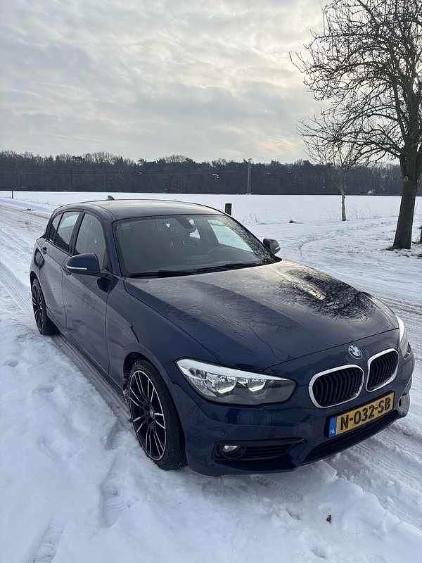 Occasion BMW 118 Sport Line 136 PK (100 kW) 2015 Blauw Hatchback