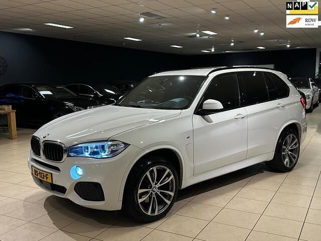 Wit Gebruikt 2017 BMW X5 M Sport SUV | € 29.950 (Eerlijke prijs) - Afbeelding 1/4
