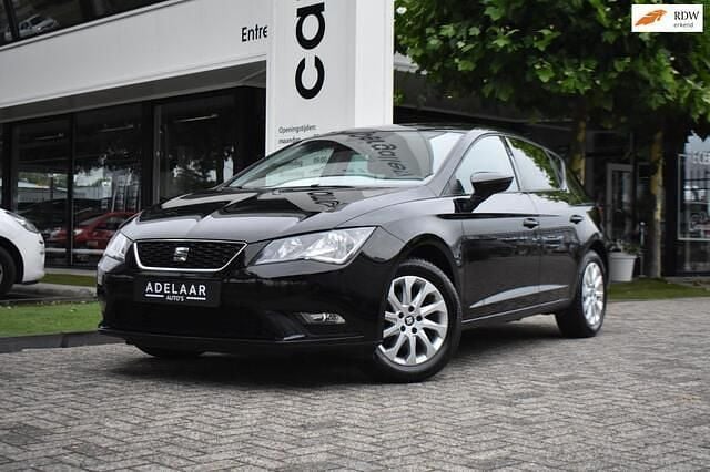 Zwart Gebruikt 2013 Seat Leon Style Hatchback | € 6.990 (Eerlijke prijs) - Afbeelding 1/4