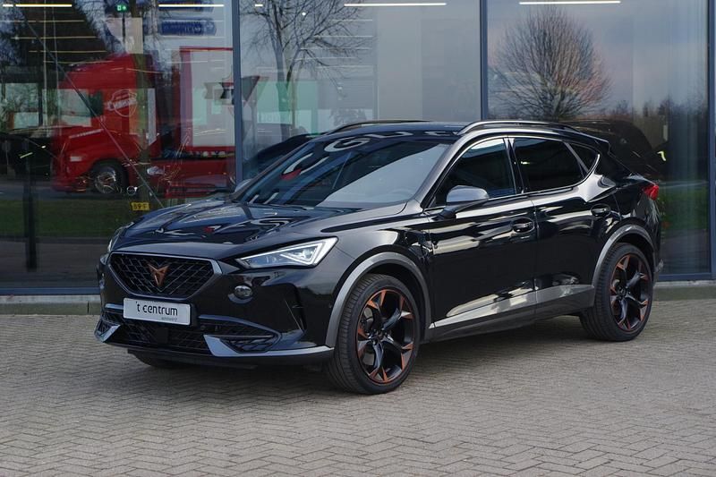 Zwart Occasion 2023 Cupra Formentor VZ SUV | € 31.750 (Eerlijke prijs) - Afbeelding 1/4