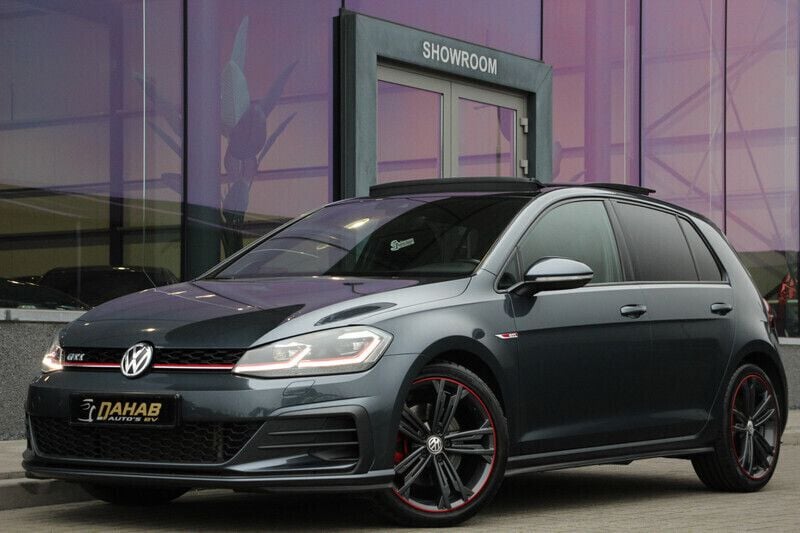 Blauw Gebruikt 2017 VW Golf VII GTI Hatchback | € 24.045 (Super prijs) - Afbeelding 1/4