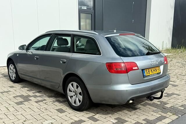 Occasion Audi A6 180 PK (132 kW) 2006 Grijs Stationwagen