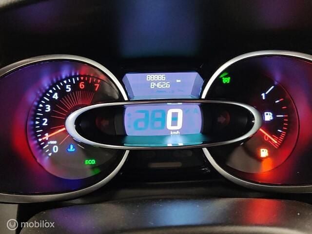 Occasion Renault Clio IV LIMITED 90 PK (66 kW) 2016 Wit Hatchback