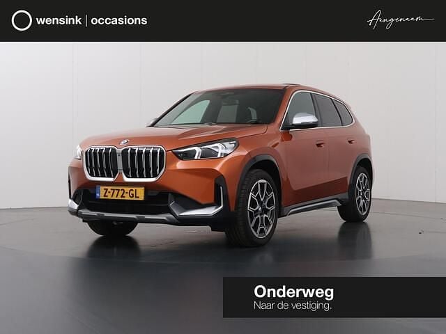 Oranje Gebruikt 2024 BMW X1 xLine SUV | € 42.945 (Eerlijke prijs) - Afbeelding 1/4