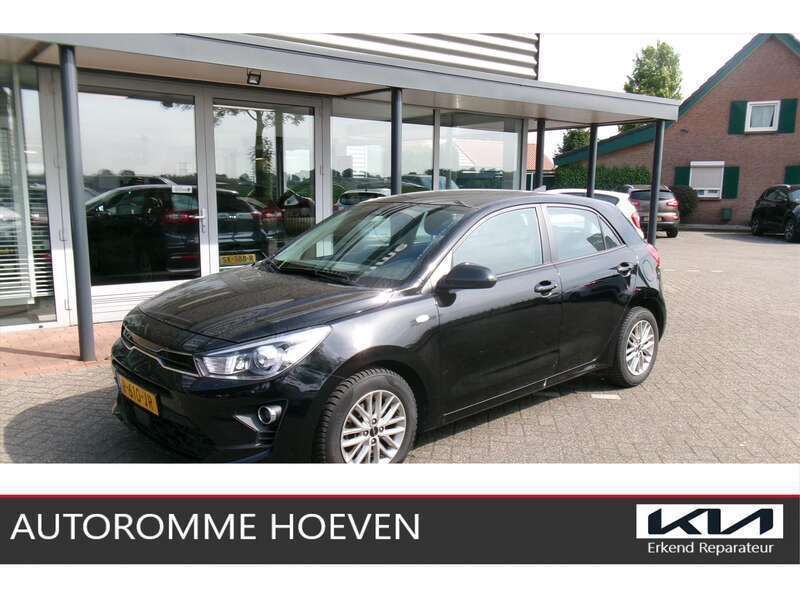 Zwart Gebruikt 2022 Kia Rio Turbo Hatchback | € 16.840 (Eerlijke prijs) - Afbeelding 1/4