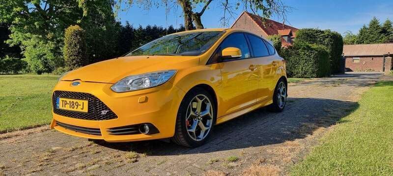 Gebruikt 2012 Ford Focus ST Sedan | € 14.000 (Eerlijke prijs) - Afbeelding 1/4