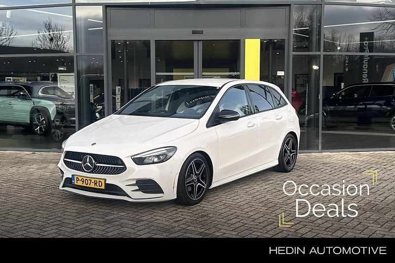 Wit Occasion 2019 Mercedes B200 Business MPV | € 24.450 (Eerlijke prijs) - Afbeelding 1/4