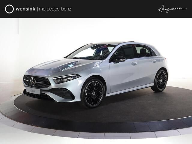 Nieuw Mercedes A250 Business 163 PK (119 kW) 2025 Zwart Hatchback
