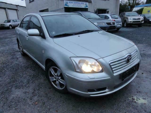 Occasion Toyota Avensis 110 PK (80 kW) 2005 Grijs Sedan