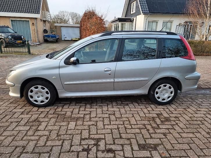Occasion Peugeot 206 74 PK (54 kW) 2005 Stationwagen