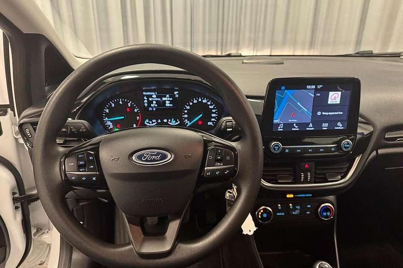 Occasion Ford Fiesta Trend 71 PK (52 kW) 2018 Wit Hatchback