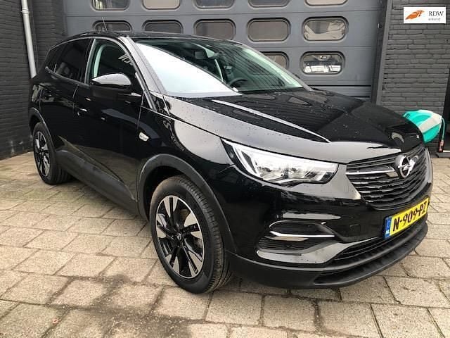 Zwart (metallic) Occasion 2019 Opel Grandland X SUV | € 12.950 (Super prijs) - Afbeelding 1/4
