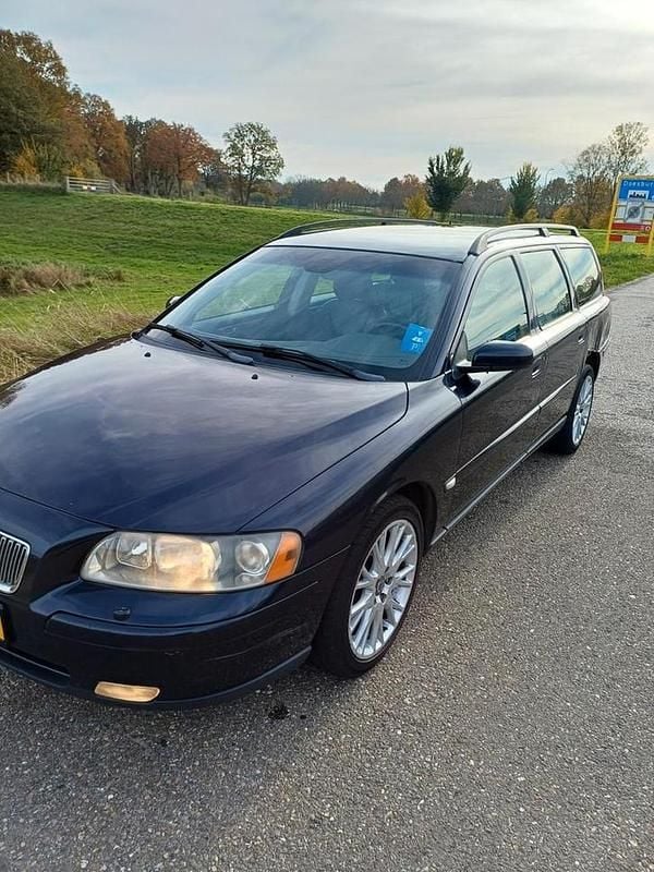 Gebruikt 2001 Volvo V70 Stationwagen | € 1.800 (Super prijs) - Afbeelding 1/4