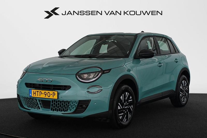 Blauw Occasion 2025 Fiat 600 Urban SUV | € 25.895 (Goede deal) - Afbeelding 1/4
