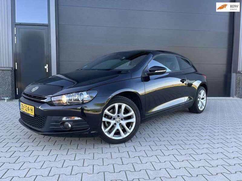 Zwart Gebruikt 2010 VW Scirocco Highline Coupé | € 5.250 (Goede deal) - Afbeelding 1/4