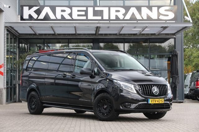 Zwart Gebruikt 2023 Mercedes Vito MPV | € 42.950 (Super prijs) - Afbeelding 1/4