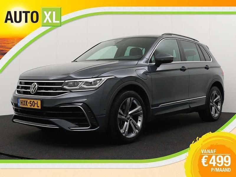 Grijs Gebruikt 2021 VW Tiguan Business+ SUV | € 31.940 (Goede deal) - Afbeelding 1/4
