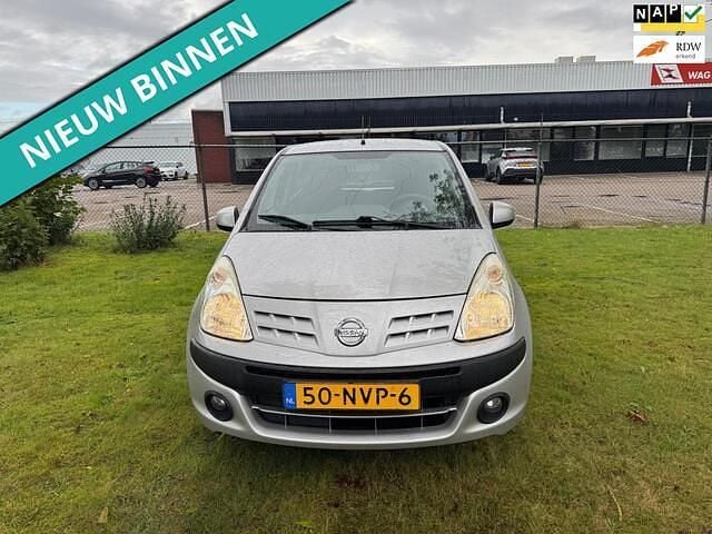Grijs Gebruikt 2011 Nissan Pixo Acenta Hatchback | € 2.650 (Iets duurder) - Afbeelding 1/4