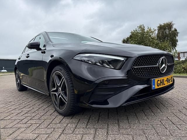 Occasion Mercedes A250 Edition 218 PK (160 kW) 2024 Zwart Hatchback
