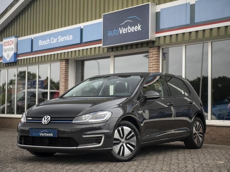 Grijs Gebruikt 2018 VW e-Golf Hatchback | € 10.990 (Eerlijke prijs) - Afbeelding 1/4