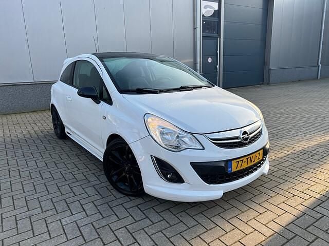 Occasion Opel Corsa 101 PK (74 kW) 2012 Wit Hatchback