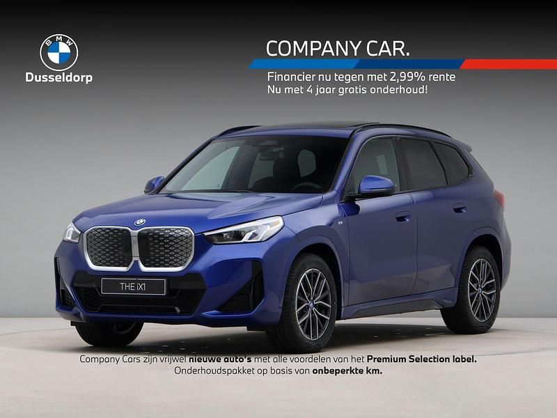 Blauw Gebruikt 2025 BMW iX1 M Sport SUV | € 45.950 - Afbeelding 1/4