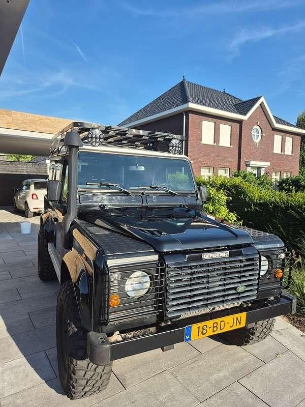 Occasion Land Rover Defender 122 PK (89 kW) 2002 Zwart Van