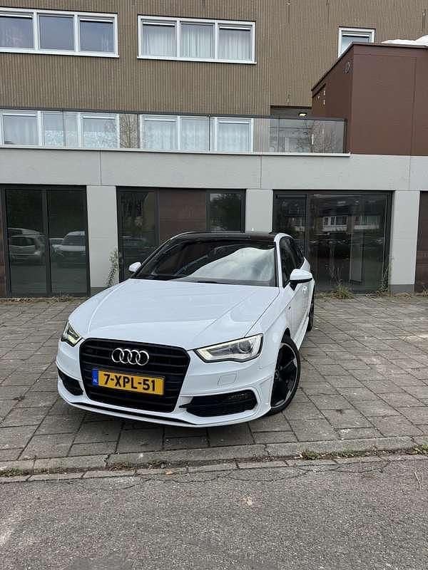 Wit Gebruikt 2014 Audi A3 Hatchback | € 9.500 (Goede deal) - Afbeelding 1/4
