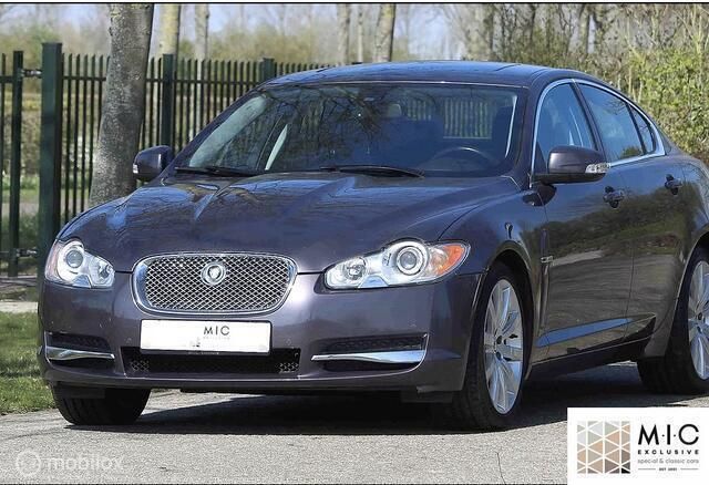 Grijs, metallic lak Gebruikt 2008 Jaguar XF Sedan | € 12.950 (Duur) - Afbeelding 1/4
