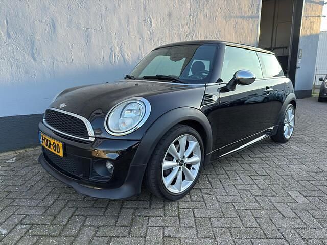 Zwart Gebruikt 2013 Mini ONE Chili Hatchback | € 6.950 (Eerlijke prijs) - Afbeelding 1/4