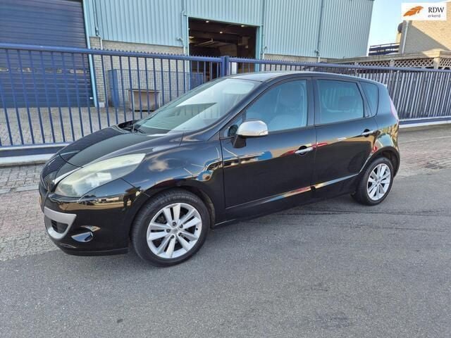 Zwart Gebruikt 2011 Renault Scénic III MPV | € 4.250 (Eerlijke prijs) - Afbeelding 1/4