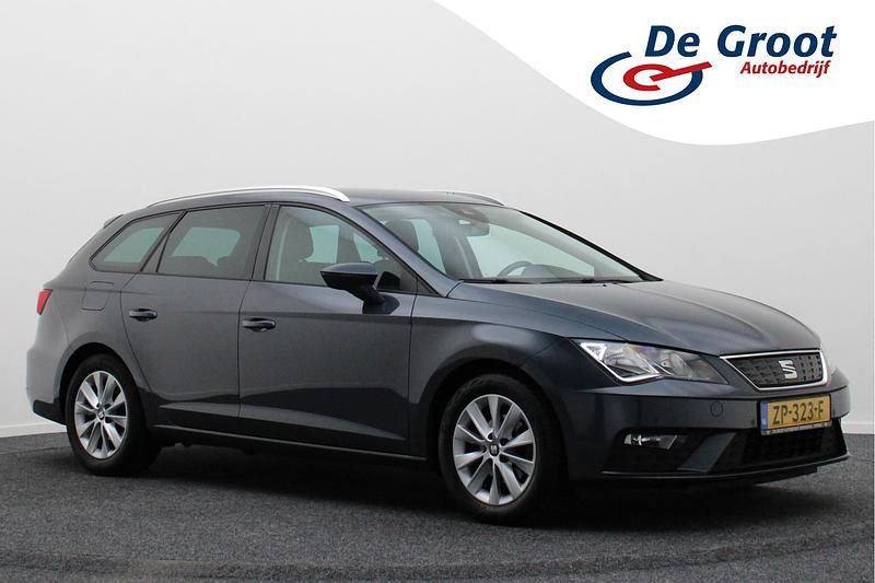 Grijs Gebruikt 2019 Seat Leon Business Stationwagen | € 15.950 (Eerlijke prijs) - Afbeelding 1/4